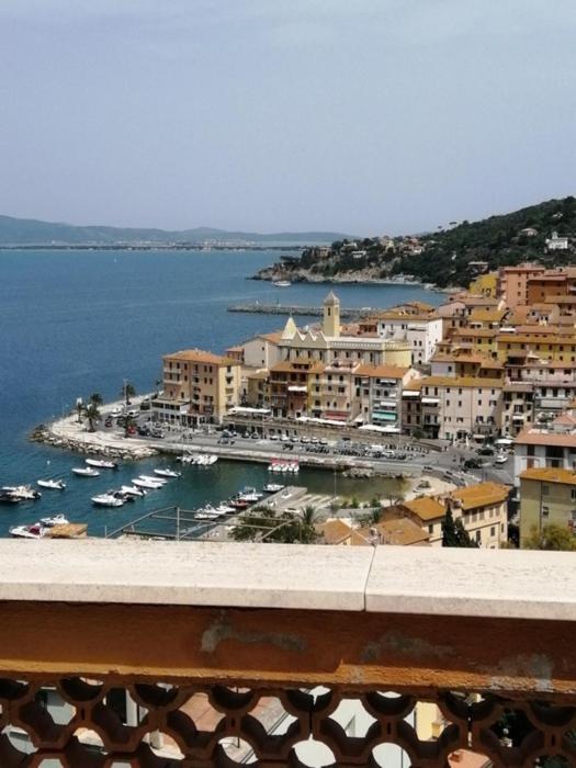 Panoramic House Apartment Porto Santo Stefano  Bagian luar foto